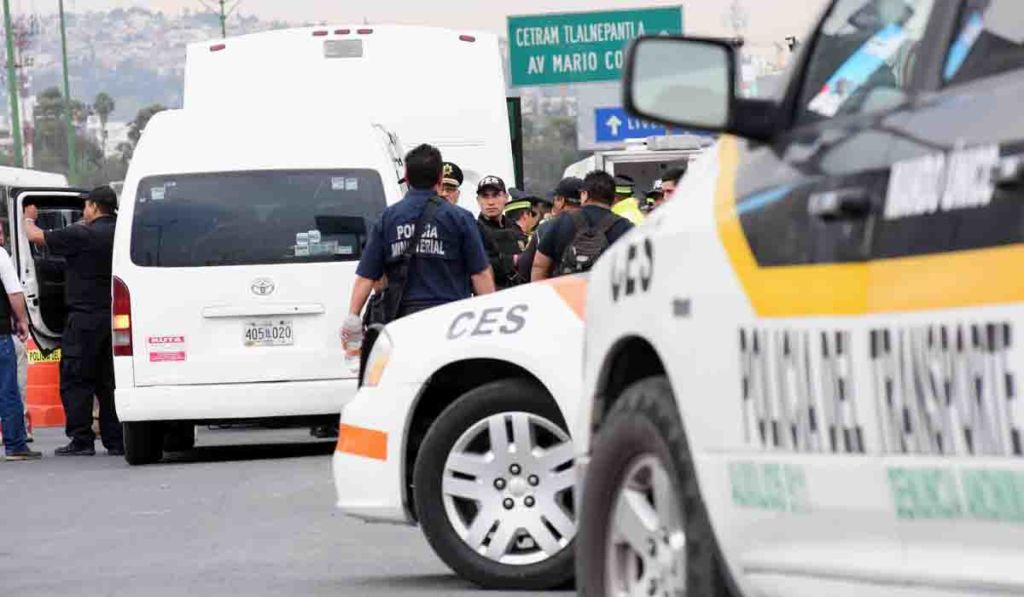 En Edomex van alrededor de 400 detenidos por robo a transporte público.