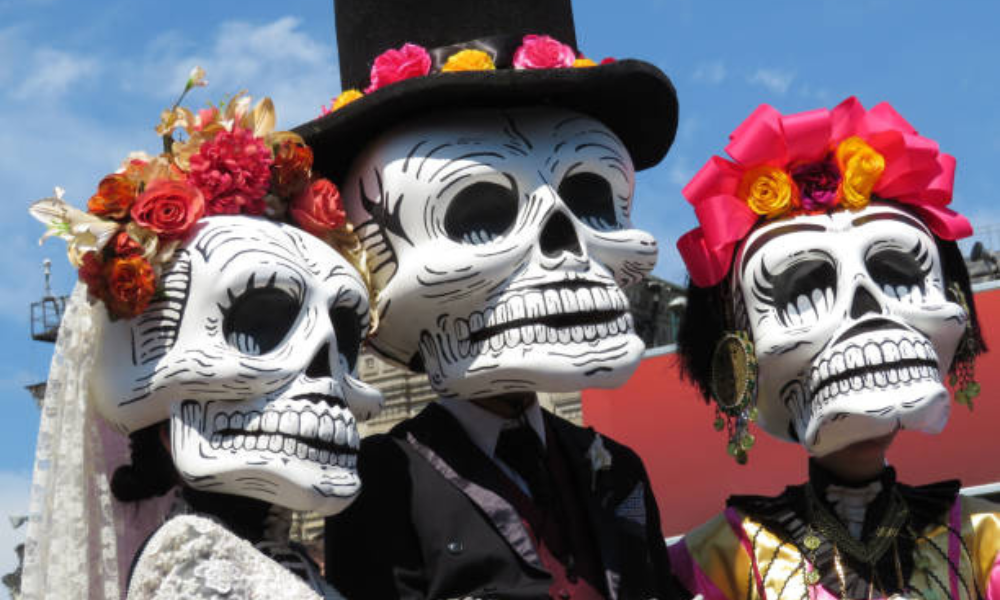 Eventos relacionados al Día de Muertos dejarán un derrame económico de 37 mil 722 millones de pesos en el país