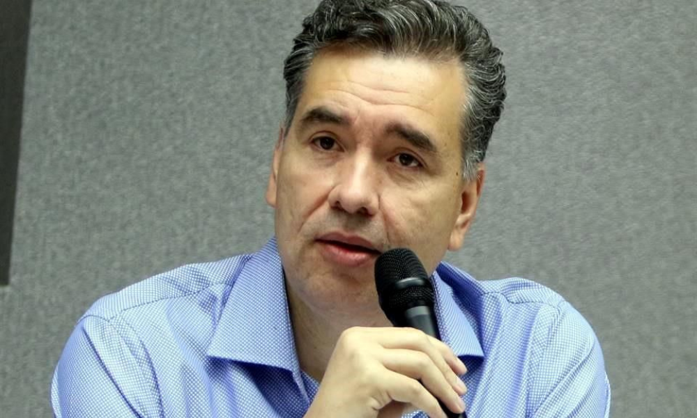 Diputado de Morena propone “Pase Turístico” para vehículos foráneos en Nuevo León