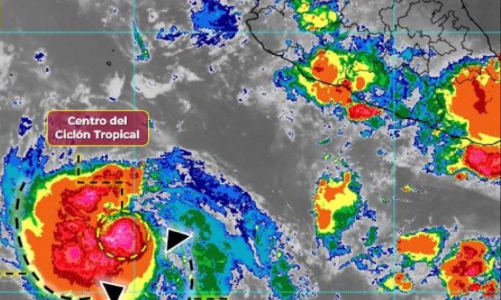 Huracán ‘Calvin’ se aleja de México y no genera efectos en el territorio nacional