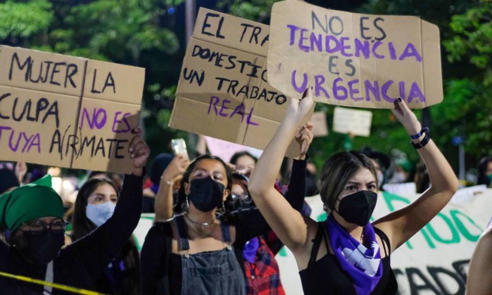 Colectivo Morras Feministas convoca a marcha separatista por el 8M en Nuevo León