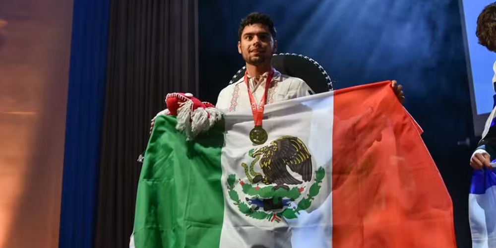 Orgullo mexicano: Rogelio Guerrero gana su segunda medalla de oro en matemáticas